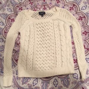 American Eagle sweater